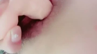 欧美日韩人妻激情-第一次与男友以外的男人在行使中车震!